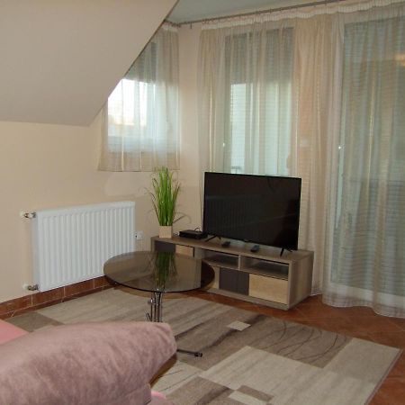 Greta Apartman Hajdúszoboszló Екстериор снимка
