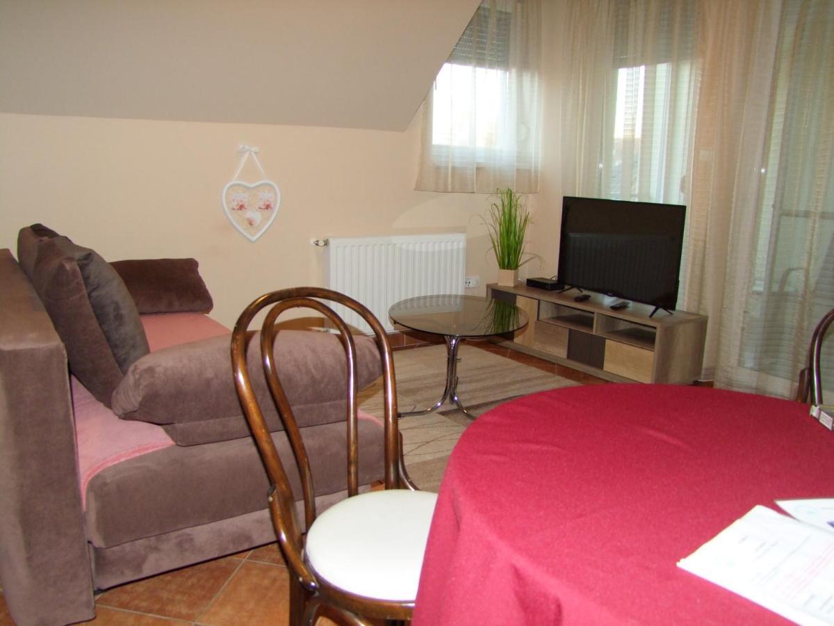 Greta Apartman Hajdúszoboszló Екстериор снимка